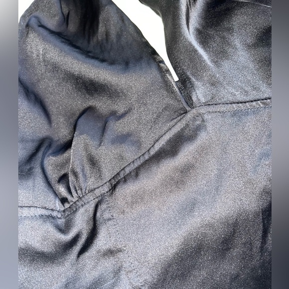 SHEIN black halter tie silk crop top - Picture 5 of 5